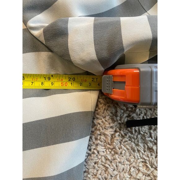 Liz Claiborne Collection Striped Zipper Blazer - Size 16*** - Picture 4 of 6